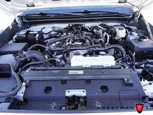 Used 2024 Toyota Tacoma TRD Off-Road image 42