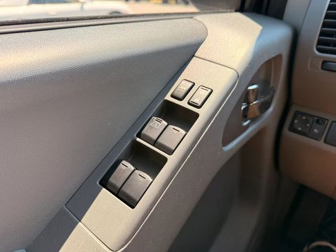 Used 2019 Nissan Frontier SV RWD image 26