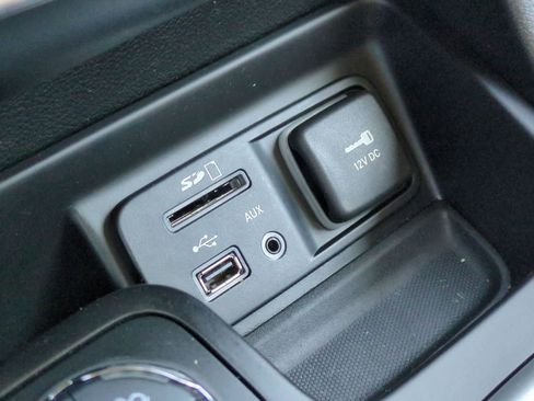 Used 2014 Jeep Cherokee Trailhawk w/ Technology Group image 32