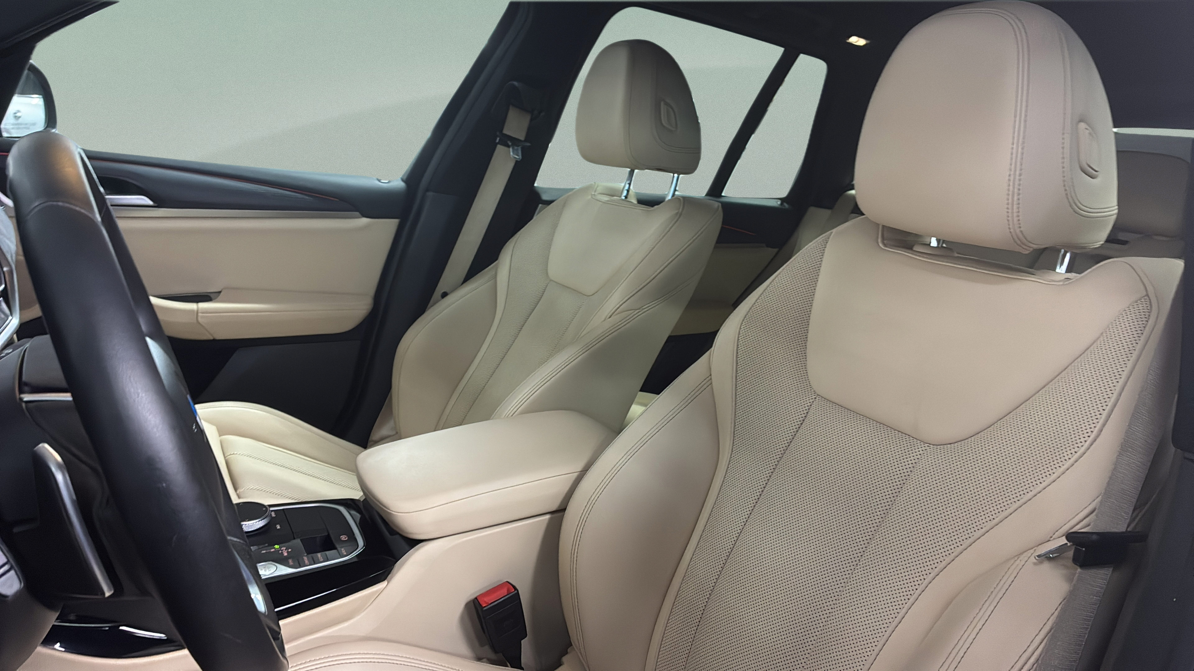 Used 2022 BMW X3 sDrive30i RWD image 17