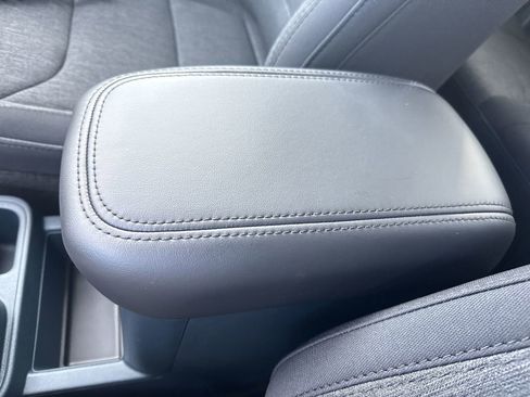 New 2025 Ford Maverick XLT w/ XLT Luxury Package image 36