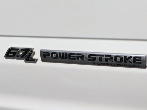 Used 2017 Ford F350 Lariat w/ Chrome Package image 49