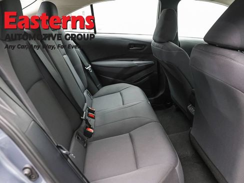 Used 2025 Toyota Corolla LE FWD image 21