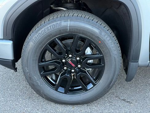New 2026 GMC Sierra 1500 Elevation image 9