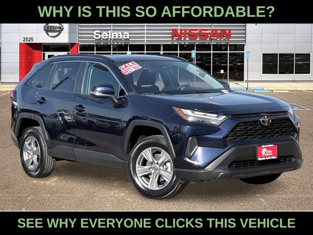 Used 2024 Toyota RAV4 XLE FWD image 1