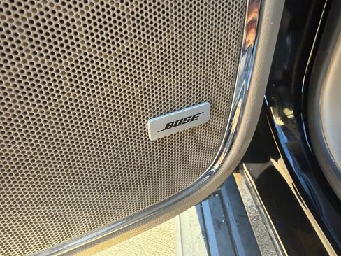 Used 2015 Chevrolet Suburban LTZ image 13