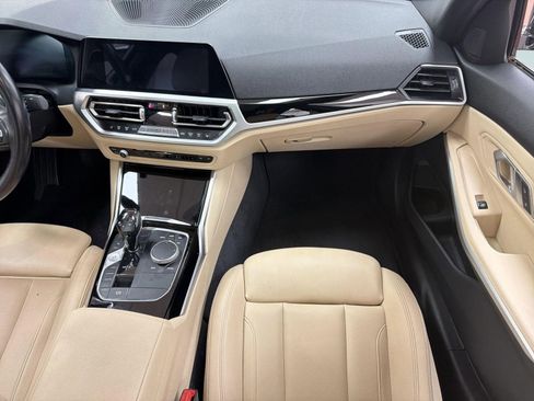 Used 2019 BMW 330i xDrive Sedan w/ Driving Assistance Package AWD/4WD image 28