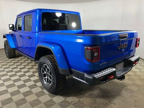 New 2026 Jeep Gladiator Rubicon w/ Steel Power Dome Hood Package AWD/4WD image 5