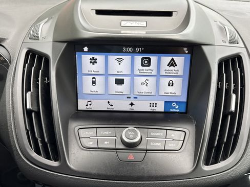 Used 2017 Ford Escape SE w/ Equipment Group 201A FWD image 23