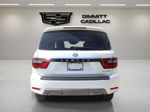 Used 2024 Nissan Armada Platinum w/ Captain's Chairs Package RWD image 4