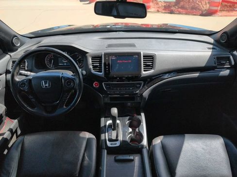 Used 2017 Honda Ridgeline Black Edition image 11