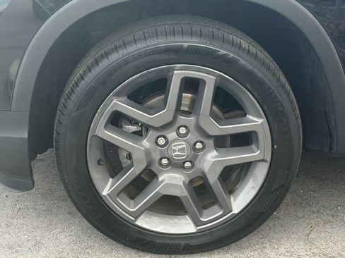 Used 2023 Honda Passport EX-L image 9