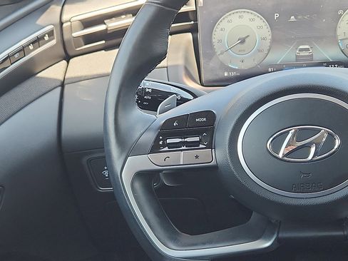 Certified 2023 Hyundai Tucson Limited AWD/4WD image 15