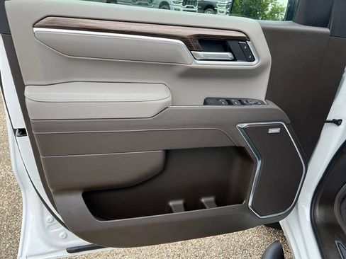 New 2026 Chevrolet Silverado 1500 RST w/ RST All Star Premium Package AWD/4WD image 26