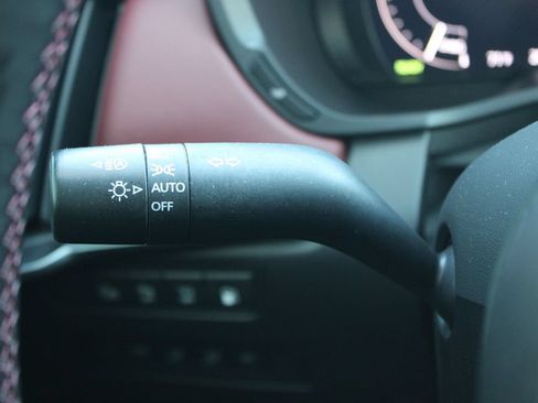 Used 2025 MAZDA CX-70 Plug-In Hybrid w/ Premium Plus AWD/4WD image 37