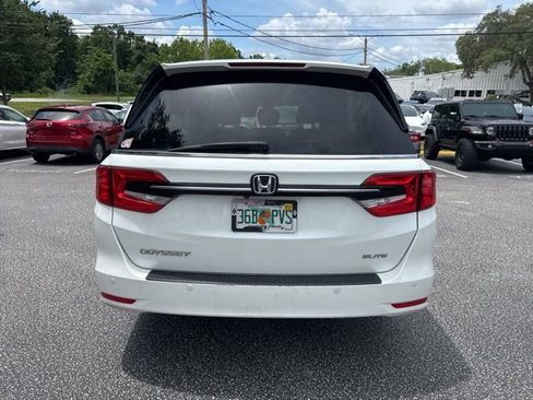 Used 2022 Honda Odyssey Elite image 4