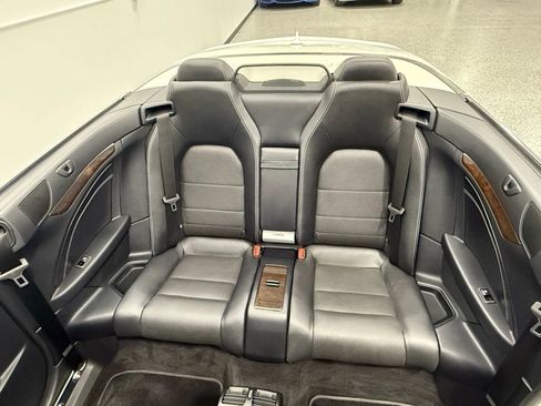Used 2014 Mercedes-Benz E 550 Cabriolet image 36