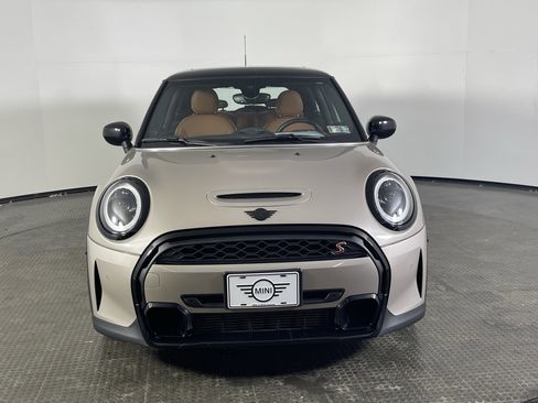 Used 2024 MINI Cooper S image 2