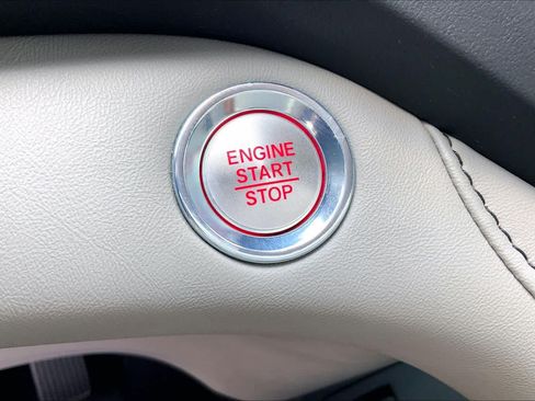Used 2024 Acura RDX SH-AWD w/ Technology Package image 30