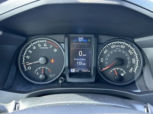 Used 2023 Toyota Tacoma SR image 18
