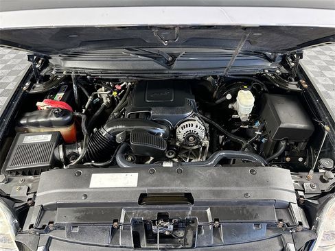 Used 2008 GMC Yukon SLT w/ SLT Preferred Equipment Group image 38