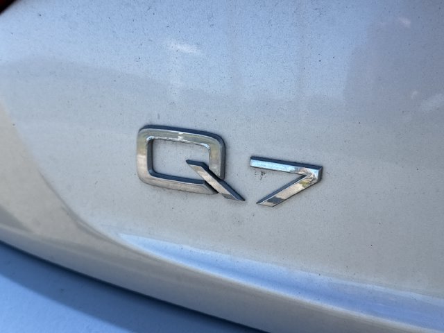 Used 2013 Audi Q7 3.0T Premium AWD/4WD image 21