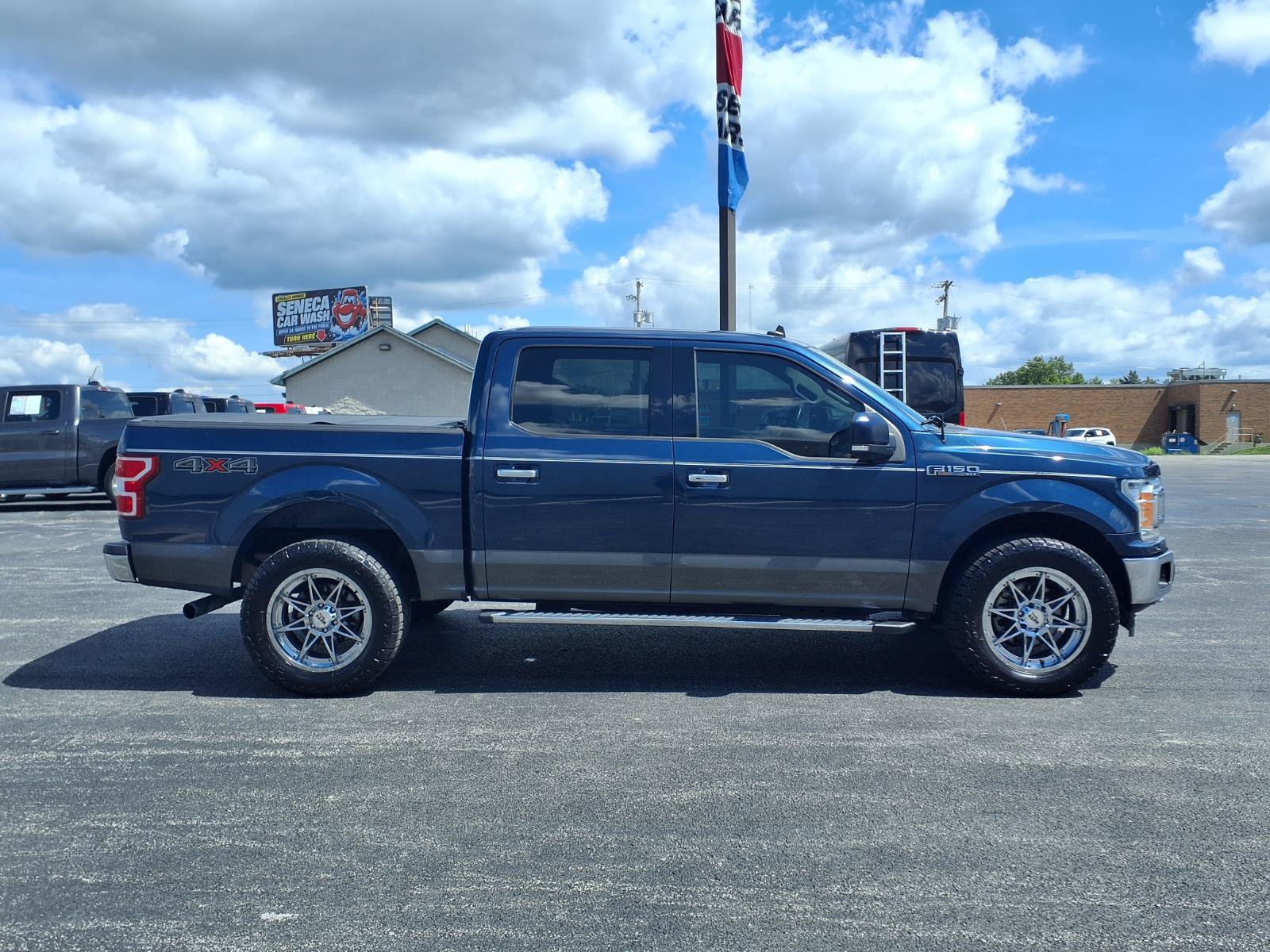 Used 2020 Ford F150 XLT w/ Equipment Group 302A Luxury AWD/4WD image 4