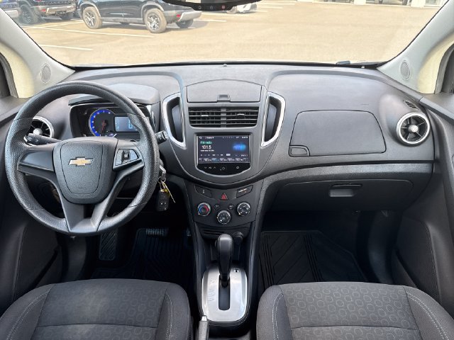Used 2016 Chevrolet Trax LS w/ LPO, Protection Package FWD image 13