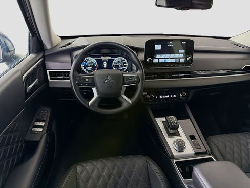 Used 2024 Mitsubishi Outlander SEL image 25