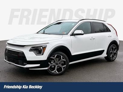 New 2025 Kia Niro EX Touring