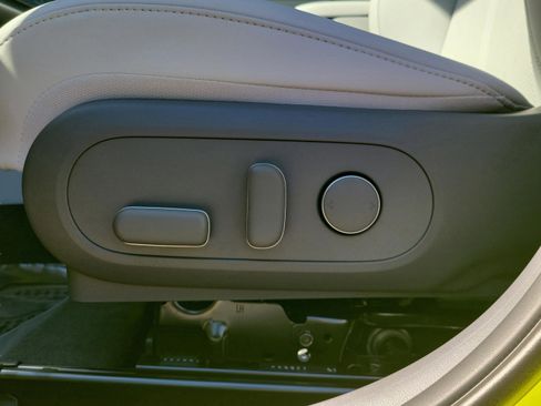 New 2026 Hyundai Kona SEL Premium image 23