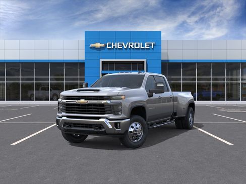 New 2026 Chevrolet Silverado 3500 LT AWD/4WD image 8