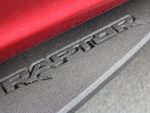 Used 2019 Ford F150 Raptor w/ Equipment Group 802A Luxury AWD/4WD image 38