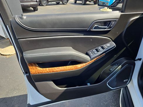 Used 2019 Chevrolet Tahoe Premier AWD/4WD image 29