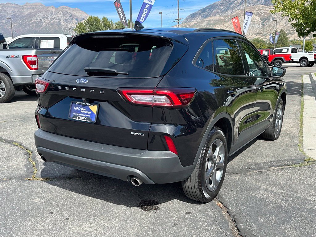 Used 2025 Ford Escape ST-Line AWD/4WD image 9