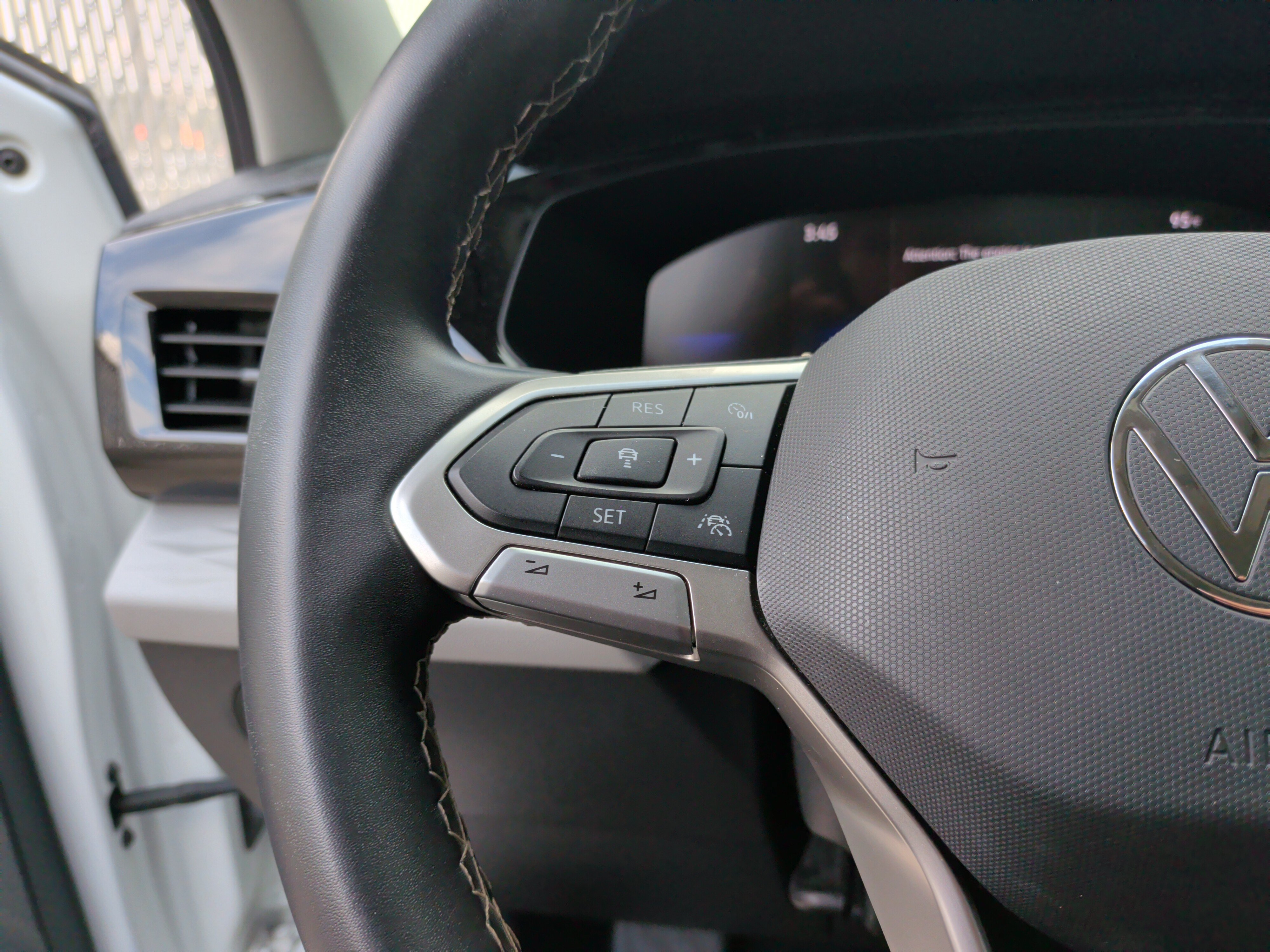 Used 2024 Volkswagen Taos S FWD image 18