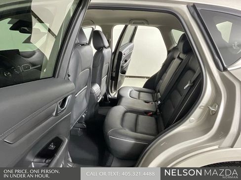Used 2025 MAZDA CX-5 AWD 2.5 S w/ Select Package image 12