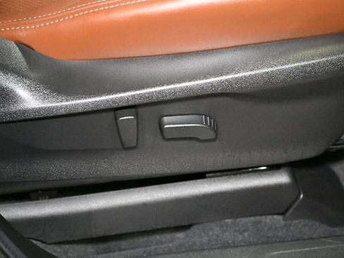 Used 2025 Subaru Ascent Touring w/ Popular Package #2 AWD/4WD image 69