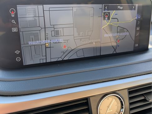 Certified 2022 Lexus RX 450h AWD w/ Premium Package image 18
