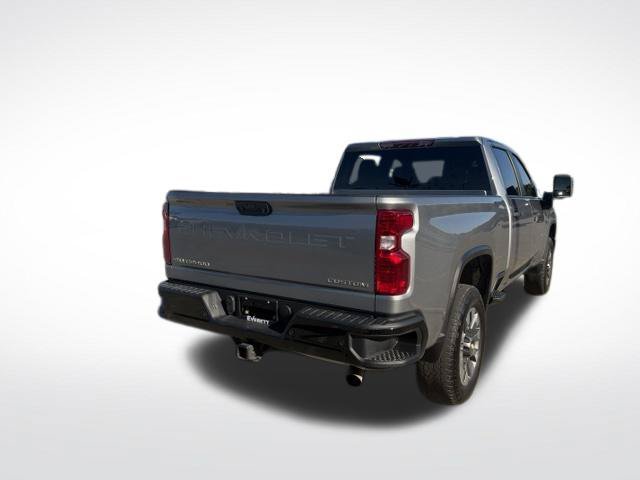 Used 2025 Chevrolet Silverado 2500 Custom w/ Custom Value Package AWD/4WD image 9