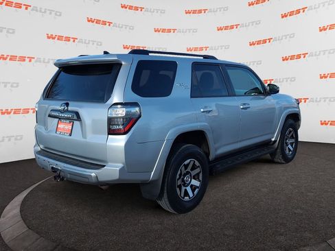 Used 2020 Toyota 4Runner TRD Off-Road Premium AWD/4WD image 5