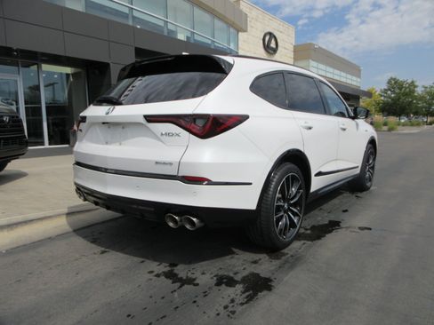 Used 2024 Acura MDX Type S AWD/4WD image 11