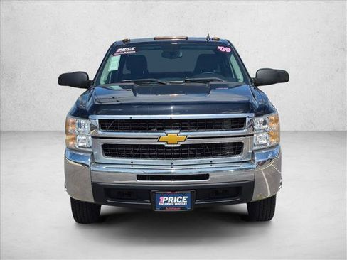 Used 2009 Chevrolet Silverado 3500 LT AWD/4WD image 2