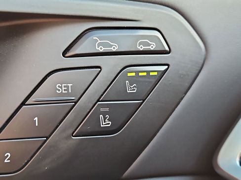 Used 2023 BMW X6 M Competition w/ Competition Package image 22