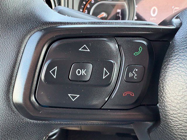 Used 2025 Jeep Wrangler Rubicon w/ Convenience Group AWD/4WD image 22