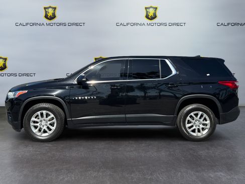 Used 2021 Chevrolet Traverse LS w/ LPO, Cargo Package FWD image 2