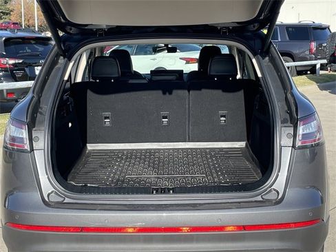 Used 2022 Lincoln Nautilus Reserve image 27