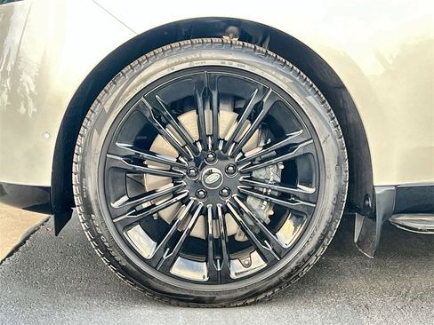 Used 2024 Land Rover Range Rover Autobiography image 10