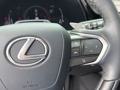 Certified 2024 Lexus RX 350 FWD w/ Convenience Package image 23
