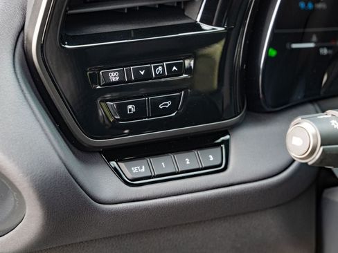 New 2026 Lexus TX 500h AWD image 30